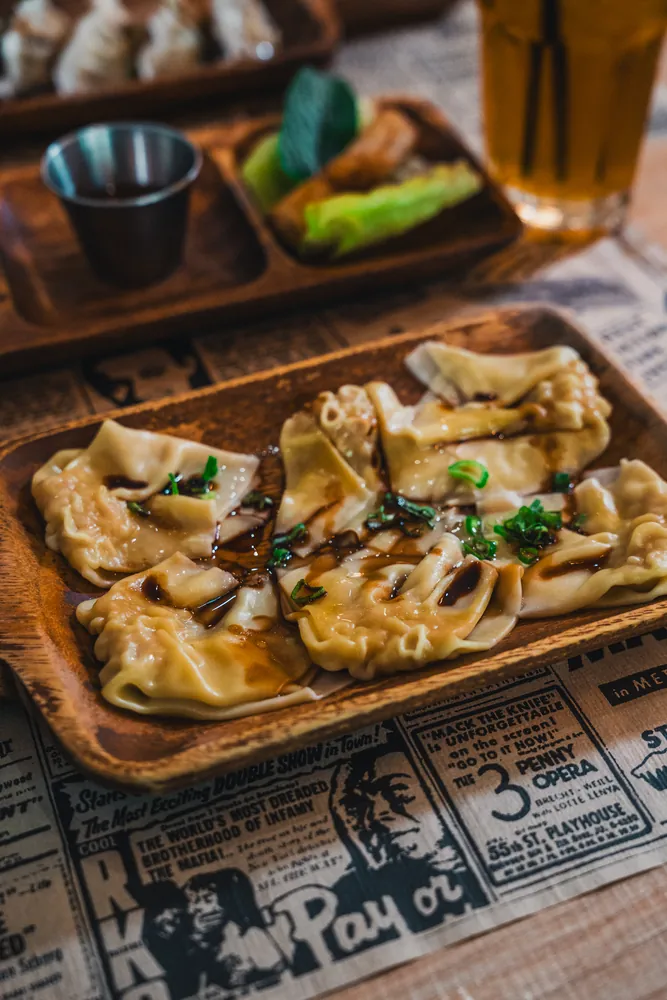 Sacets al vapor farcits de carn i gambes al restaurant vietnamita Kiu Nam a Barcelona