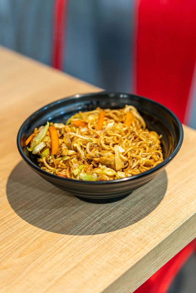 Noodles de Blat al Wok al restaurant vietnamita Kiu Nam a Barcelona